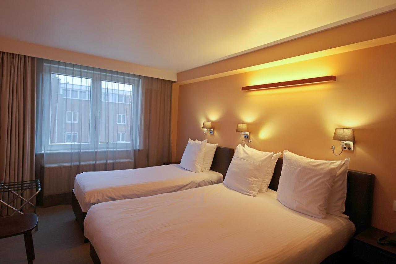Hotel Uilenspiegel Nieuwpoort Exteriör bild