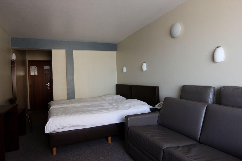 Hotel Uilenspiegel Nieuwpoort Exteriör bild